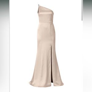 AMSALE DRESS SIZE 8 NWT KAIA IN CHAMPAGNE
